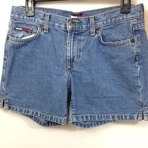 Tommy Hilfiger vintage light wash jean shorts Sz 7